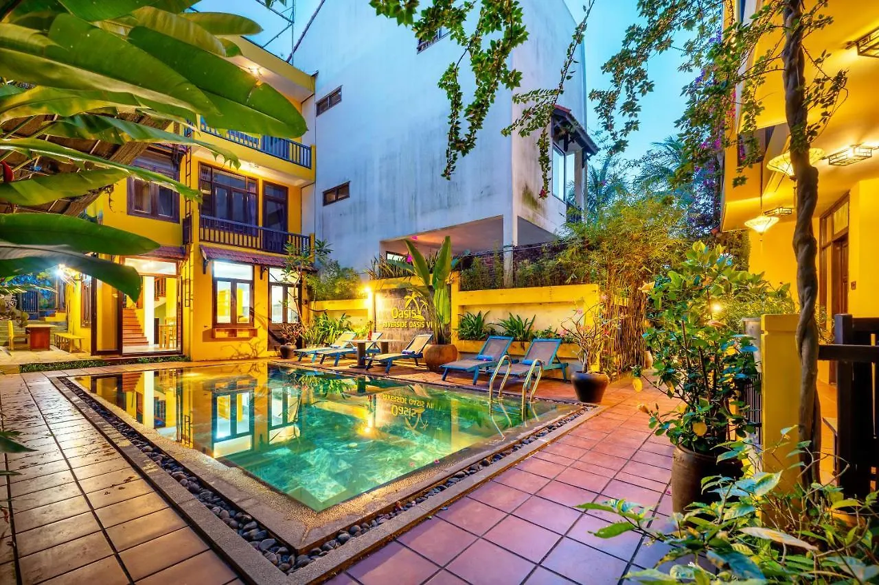 Riverside Oasis Villa 호이안 3*,
